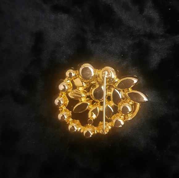 Vintage '50s/60s Eisenberg Brooch. This brooch is - Picture 6 of 8